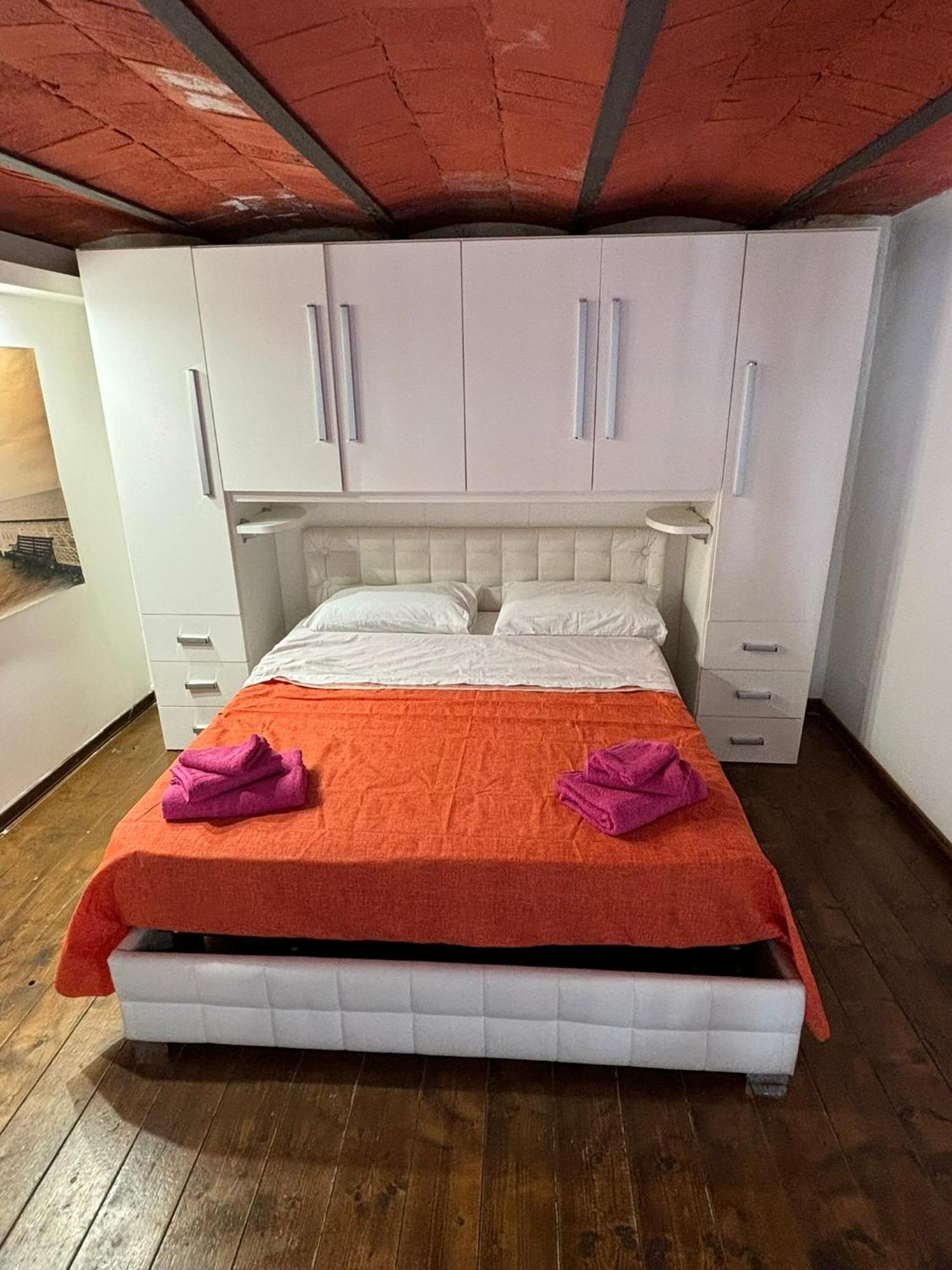 Azzurra Apartment เนเปิลส์ ภายนอก รูปภาพ